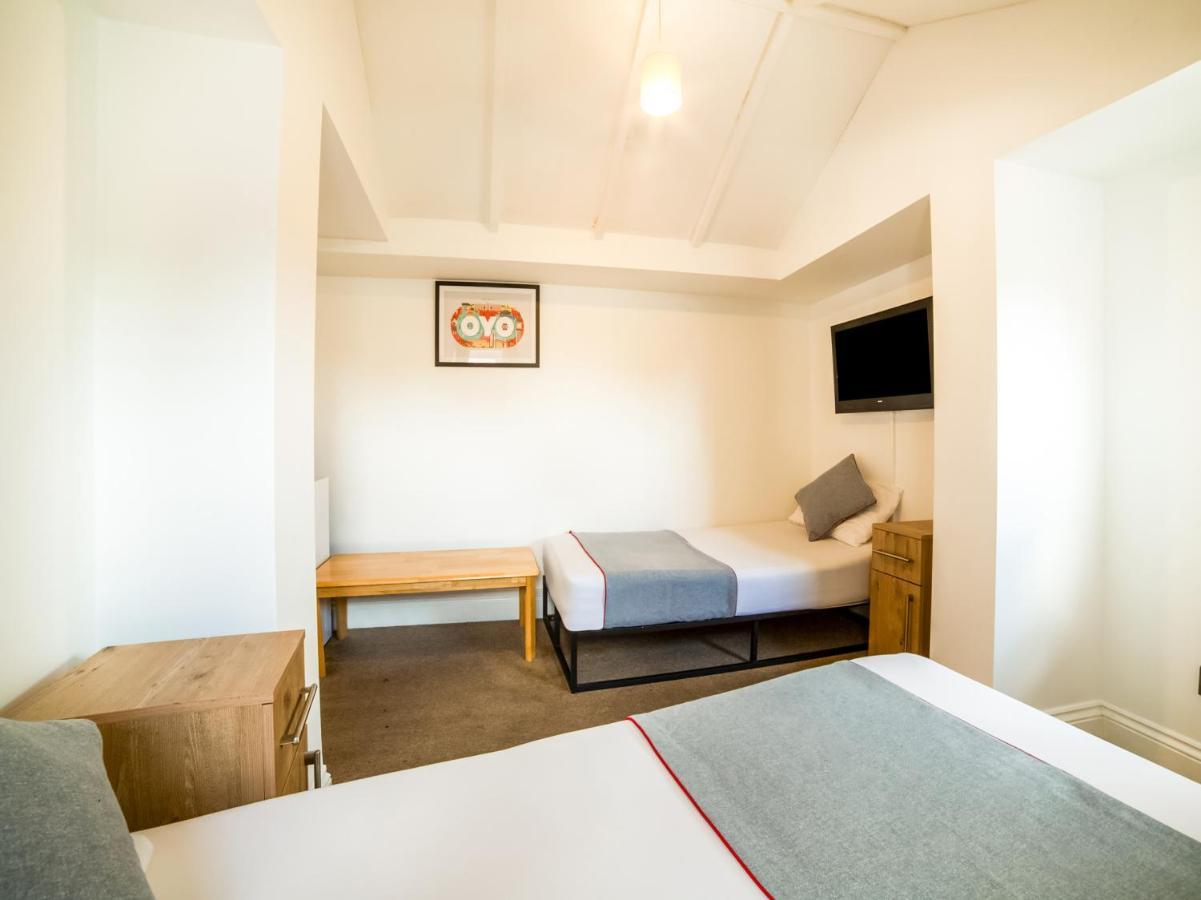 Oyo Tamtam Acton Hotel London Eksteriør bilde