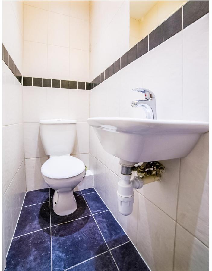 Oyo Tamtam Acton Hotel London Eksteriør bilde